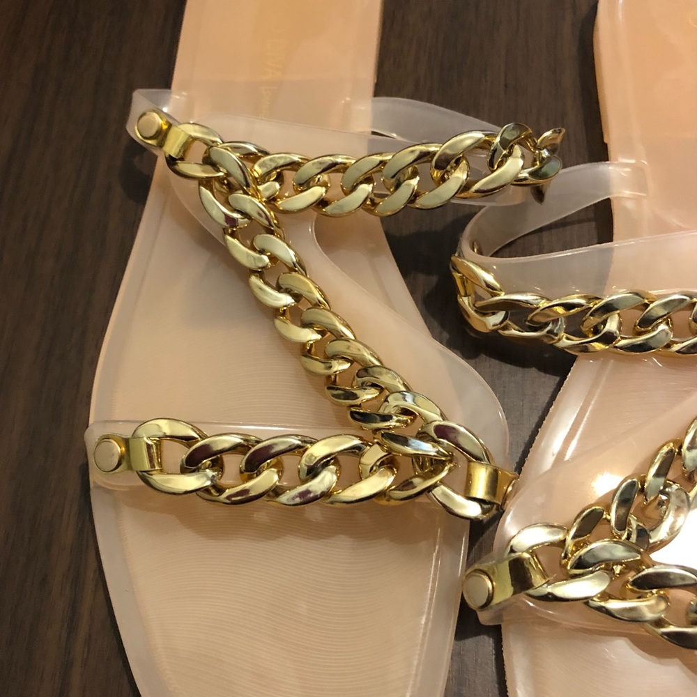 New Wild Diva Lounge Peach Plastic Jelly Flat sandals Size 10 Gold chain Braided - Picture 11 of 16